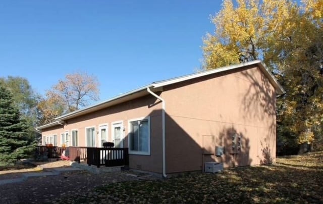 Quiet neighborhood - 131 Wellington St