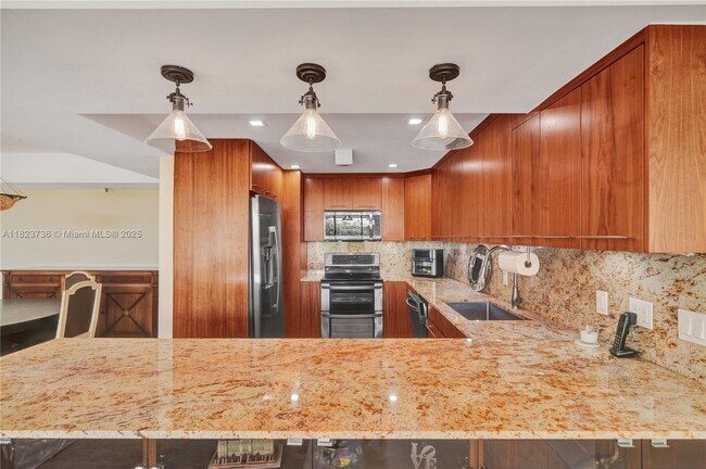 Building Photo - 11113 Biscayne Blvd