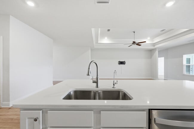 Building Photo - 32 Hammock Breeze Dr