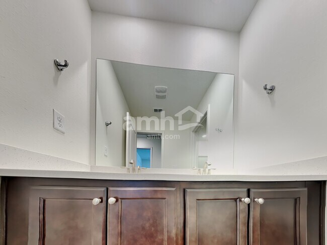 Building Photo - 12330 Paperbark Pl