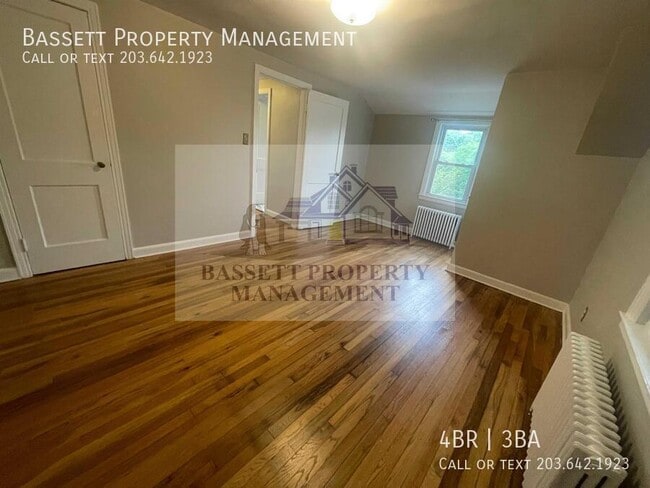 Building Photo - 135 Evergreen Ave