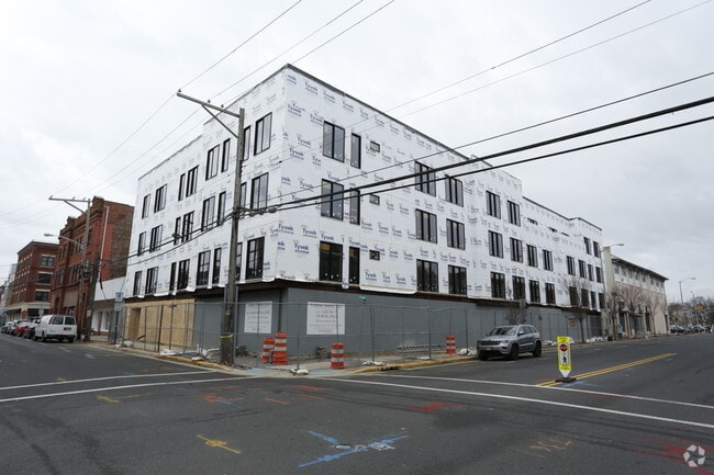 Construction - 700 Bangs Ave