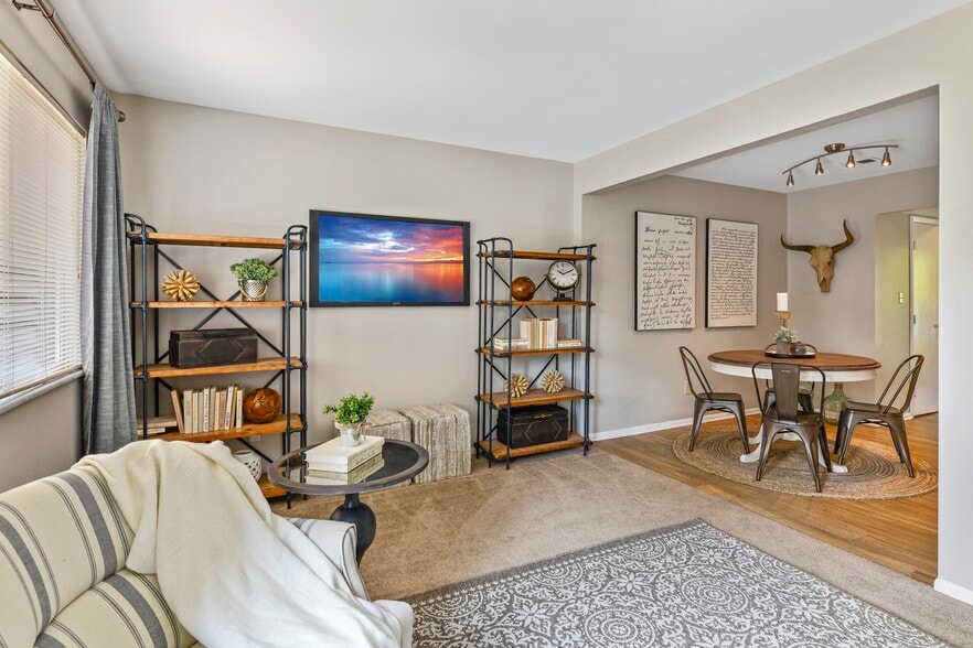 Building Photo - Westpark Townhomes