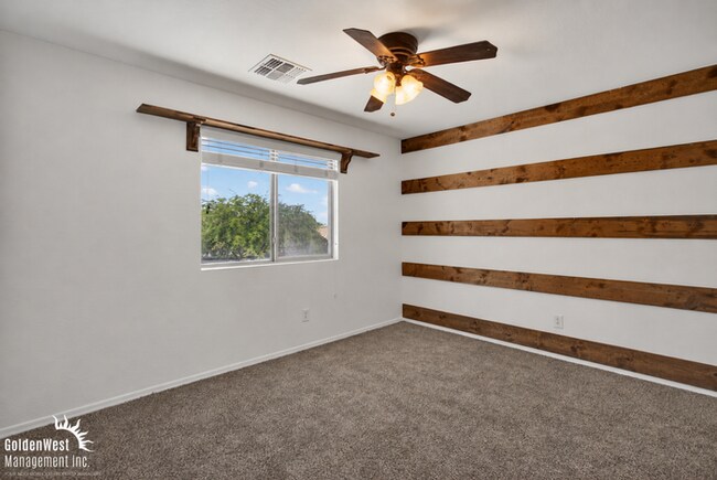 Building Photo - Beautiful 5Bdm 3Ba Home with Loft in the Heart Florence, AZ!
