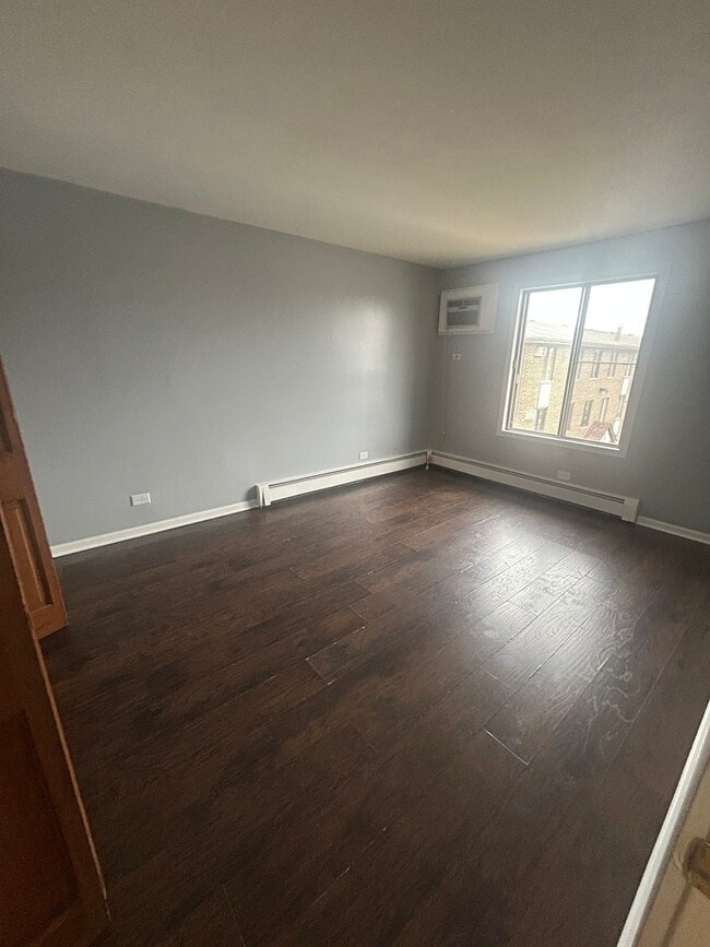 Building Photo - 169 S Gregory St