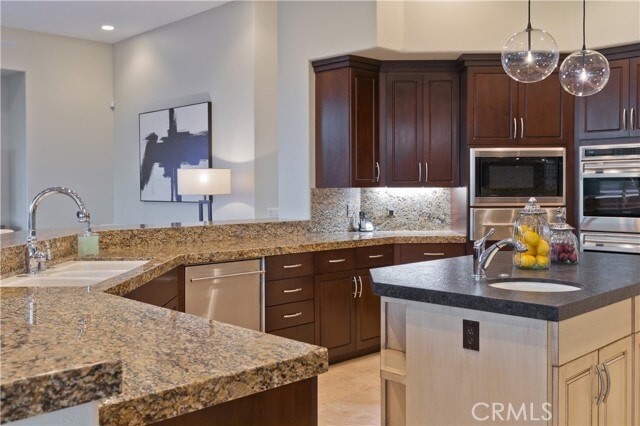 Building Photo - 57780 Troon Way