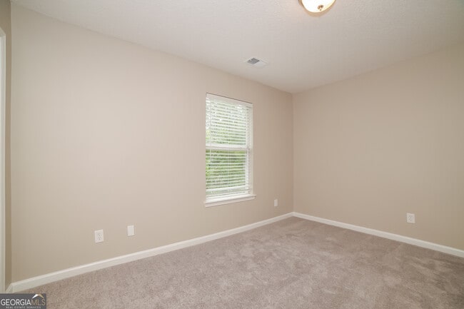 Building Photo - 515 Abercorn Ct