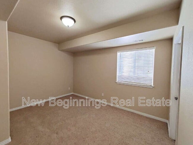Building Photo - 8742 Stony Creek Dr