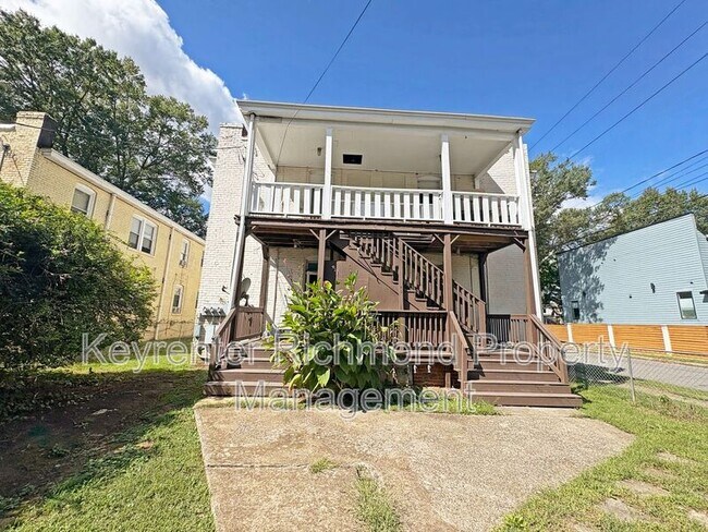 Building Photo - 3425 Carolina Ave