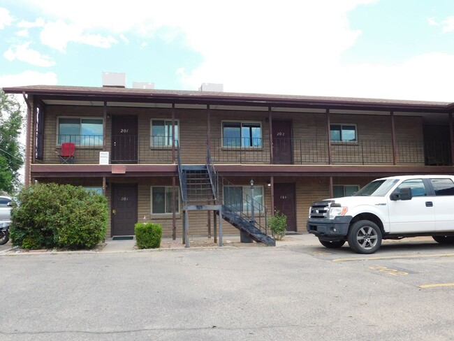 Primary Photo - 1302 Glenwood Ave