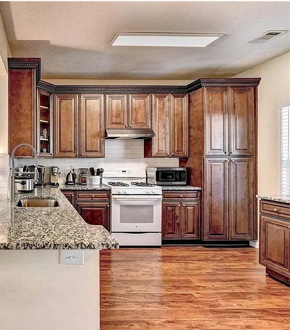 Building Photo - 5485 Reps Trce