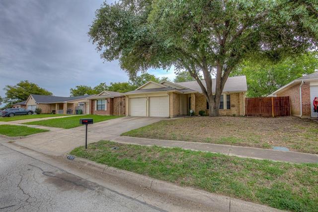 Building Photo - 406 Valley Spring Dr