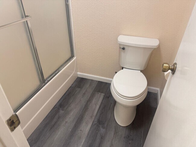 Building Photo - 191 Merlot Ct