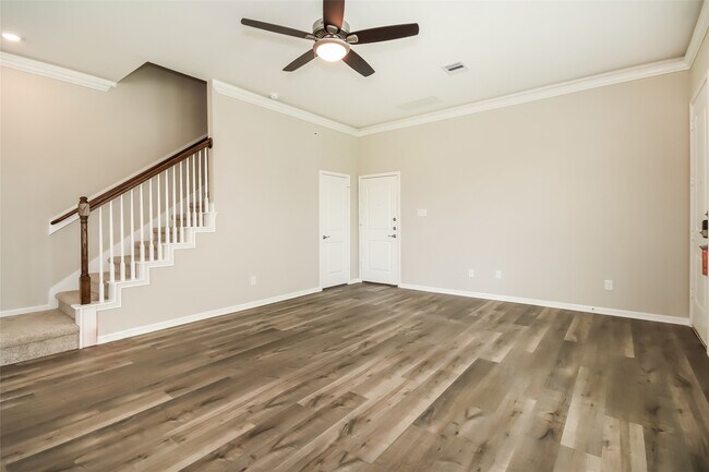 Building Photo - 9651 Stewart Springs Blvd