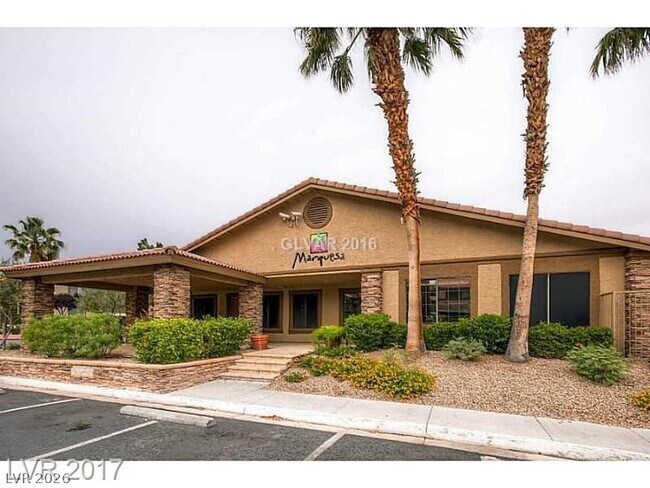 Building Photo - 7200 W Pirates Cove Rd