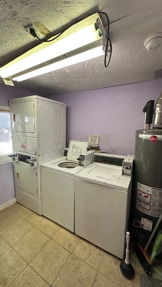 Building Photo - 341 Stanton Ave