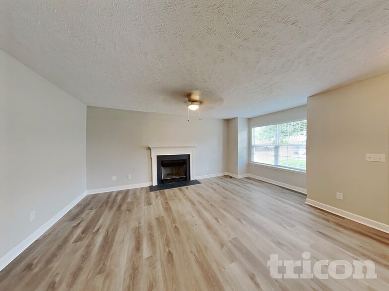 Building Photo - 140 Sundance Way