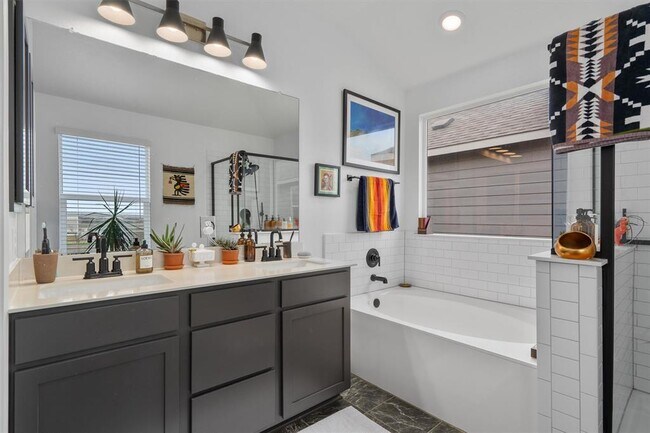 Building Photo - 6408 Wagon Spring St