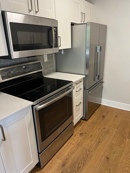 Building Photo - 26 Bayside Ct