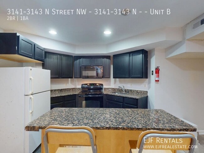 Building Photo - 3141-3143 N Street NW - 3141-3143 N --Unit B