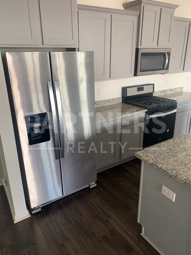 Building Photo - 4030 Fields Run