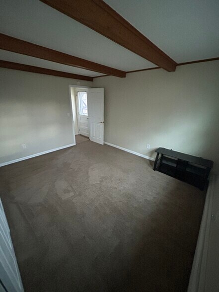 Building Photo - 427 S Hamilton St