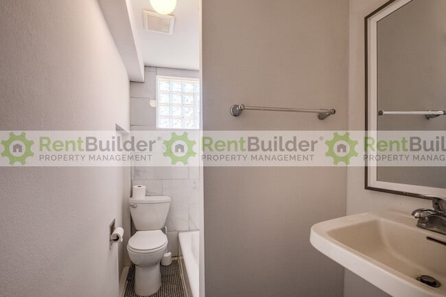 Building Photo - CALL US TODAY AT 505-808-5467 to SCHEDULE ...
