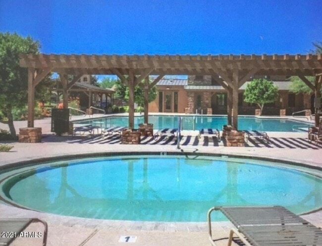 Building Photo - 230 N 174th Dr