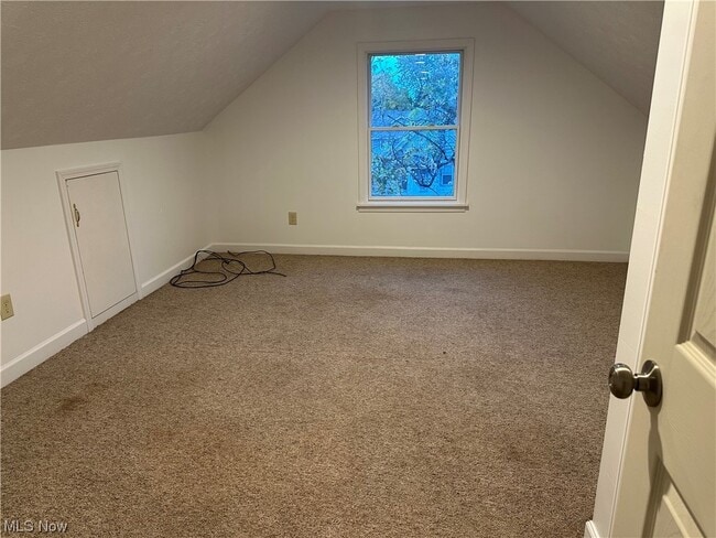 Building Photo - 14223 Glenside Rd