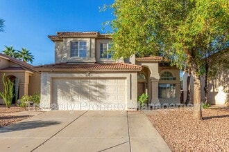 Building Photo - 3722 E Long Lake Rd