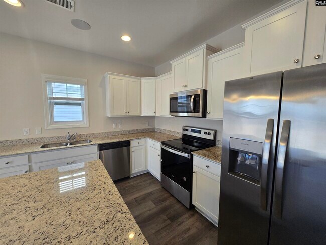 Building Photo - 258 Honey Hill Way