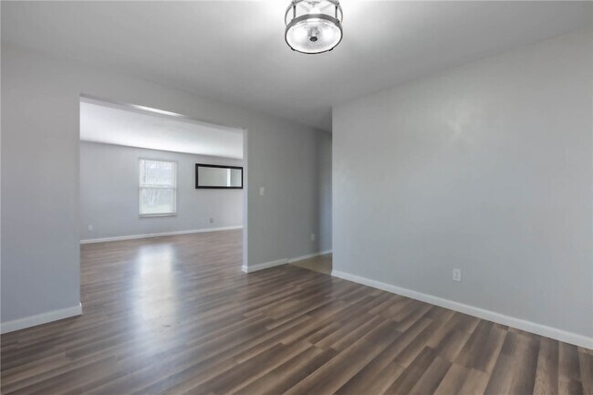 Building Photo - 6117 Charlesgate Rd