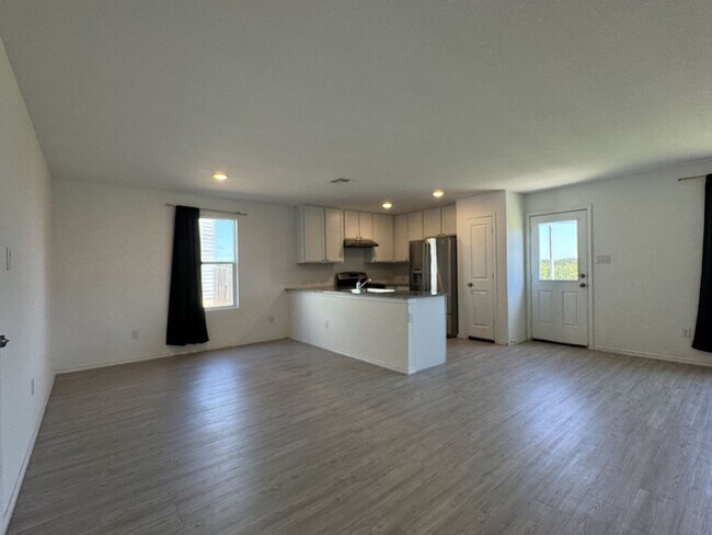 Building Photo - 14803 Brandy Bnd