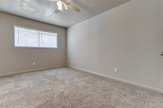 Building Photo - 5318 Botany Ln