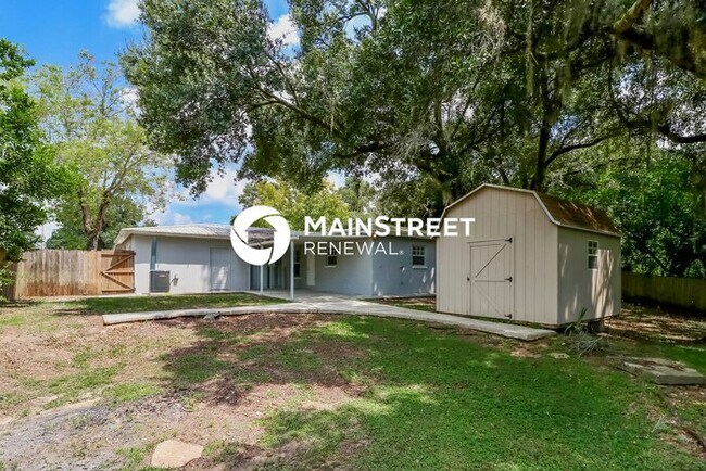 Building Photo - 4 Bedroom Pet-Friendly Home in Tampa, FL w...