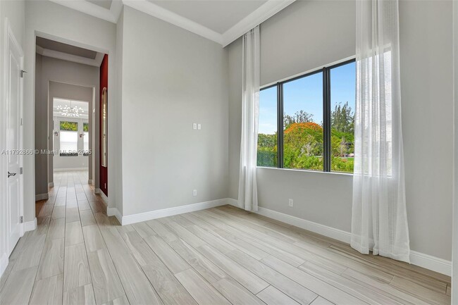 Building Photo - 17130 Magnolia Estates Dr