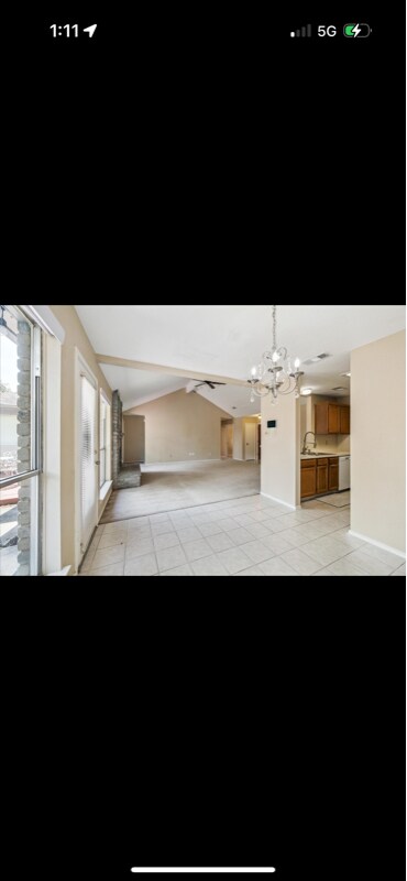 Building Photo - 16330 Leamington Ln