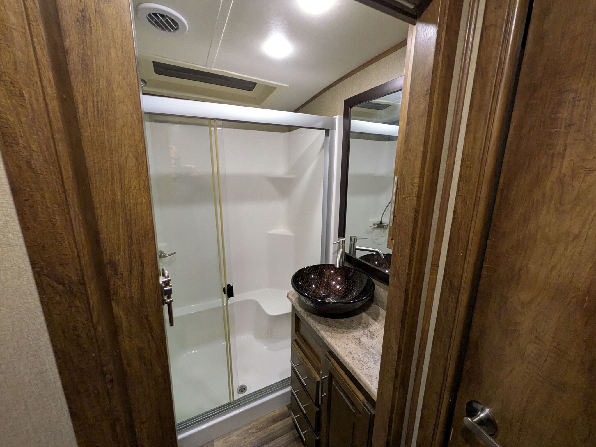 Building Photo - 1054 Cross Springs Ct