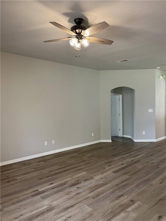 Building Photo - 214 Newport Landing Pl