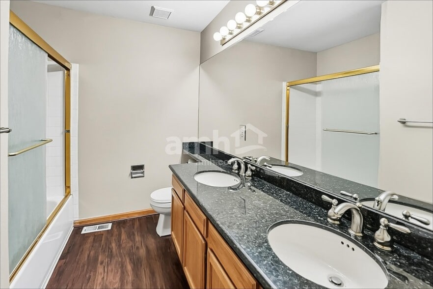 Building Photo - 20912 E Crestline Cir