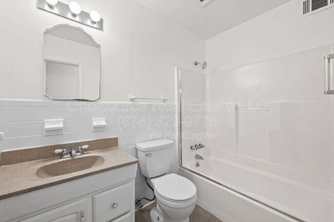 Building Photo - 4488 Richard Rd