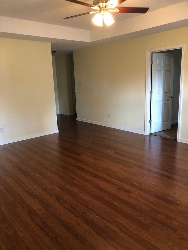 Building Photo - Beautiful 3 Bedroom Home in a Quiet Searcy Neighborhood!