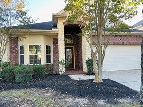 Building Photo - 21927 Field Green Dr