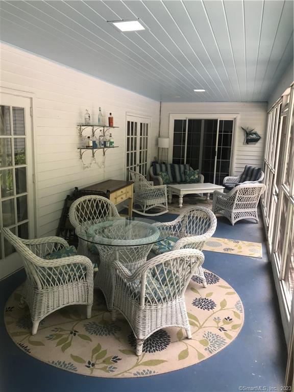 Building Photo - 36 Old Johnson Ln