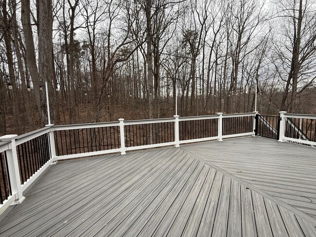 Building Photo - 8302 White Star Ct