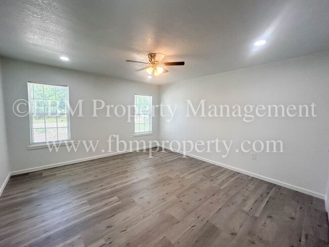 Building Photo - 101 Chaperial Rd