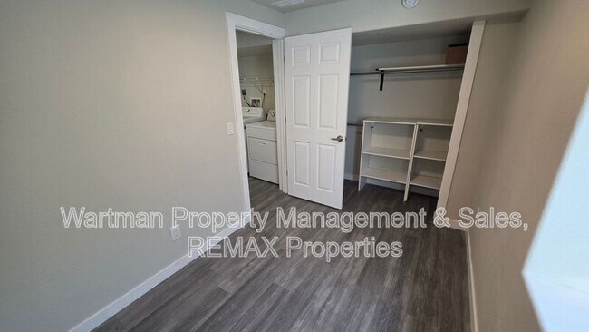 Building Photo - 4231 Charleston Dr
