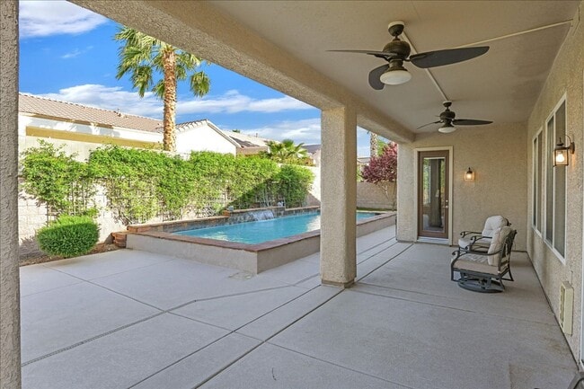 Building Photo - Rental Home with Large Pool