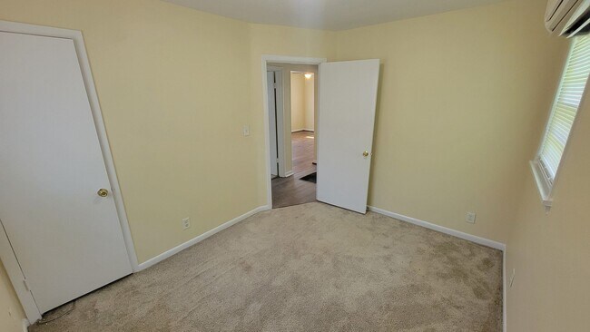 Building Photo - 5408 Speedway Ave