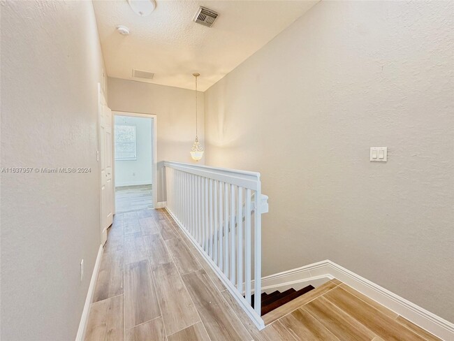 Building Photo - 15276 SW 91st Ln